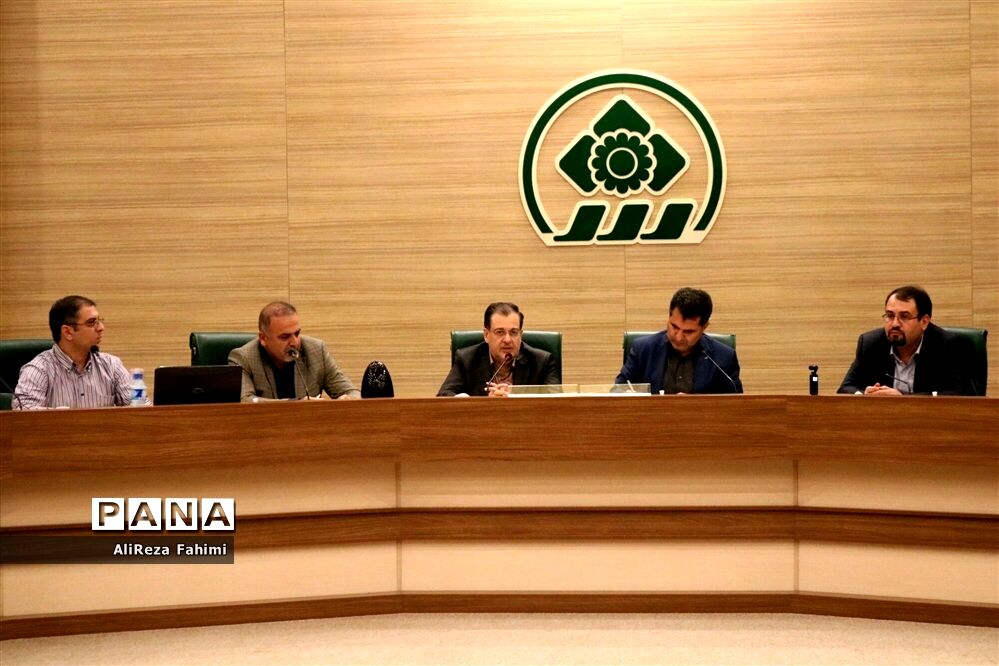 نشست خبری هیات رئیسه شورای اسلامی شهر شیراز