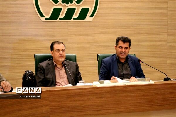 نشست خبری هیات رئیسه شورای اسلامی شهر شیراز