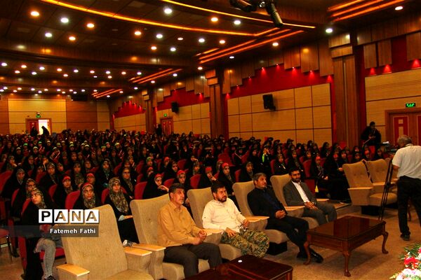برگزاری دوره تشکیلاتی یاوران ولایت ویژه دختران استان تهران در اردوگاه شهید منتظری شهریار