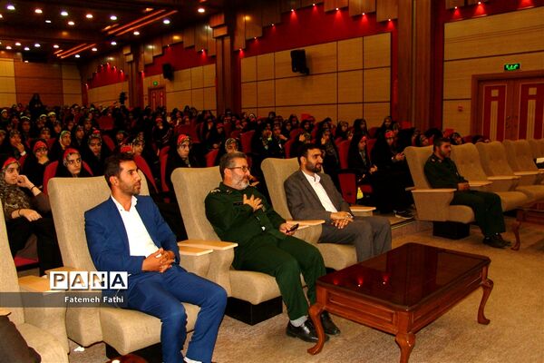 برگزاری دوره تشکیلاتی یاوران ولایت ویژه دختران استان تهران در اردوگاه شهید منتظری شهریار