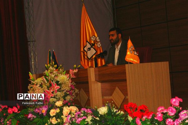 برگزاری دوره تشکیلاتی یاوران ولایت ویژه دختران استان تهران در اردوگاه شهید منتظری شهریار