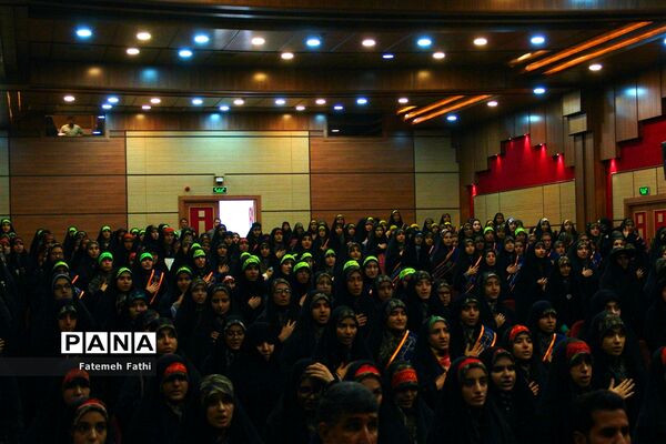 برگزاری دوره تشکیلاتی یاوران ولایت ویژه دختران استان تهران در اردوگاه شهید منتظری شهریار
