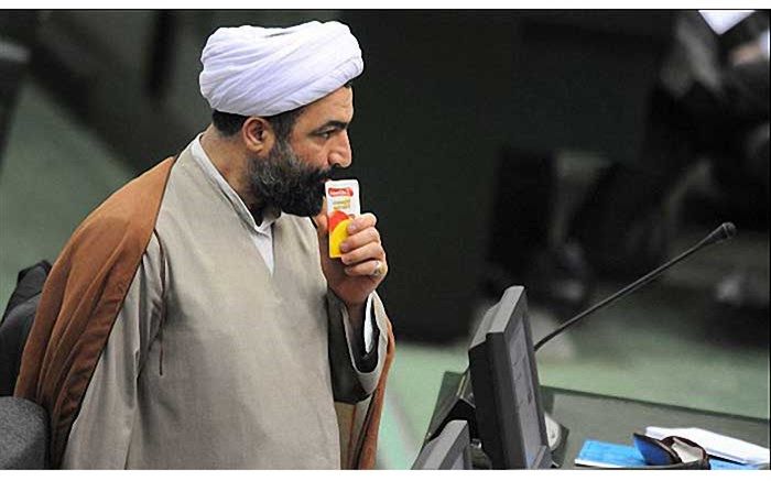 حمید رسایی، ظریف را تهدید به زندان کرد!