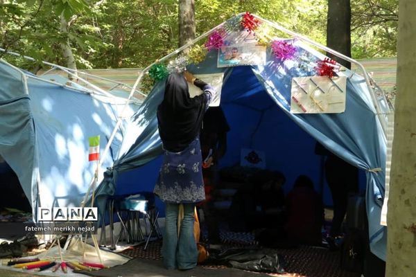 استقرار دانش‌آموزان پیشتاز اردوی ملی دختران در اردوگاه باهنر