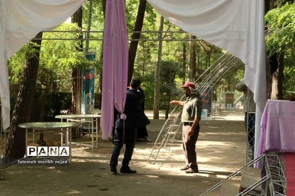 استقرار دانش‌آموزان پیشتاز اردوی ملی دختران در اردوگاه باهنر