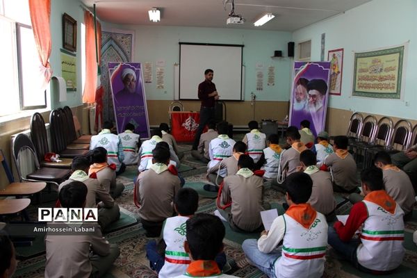 کلاس آموزشی پیرامید پیشتازان پسر اعزامی به نهمین دوره اردوی ملی