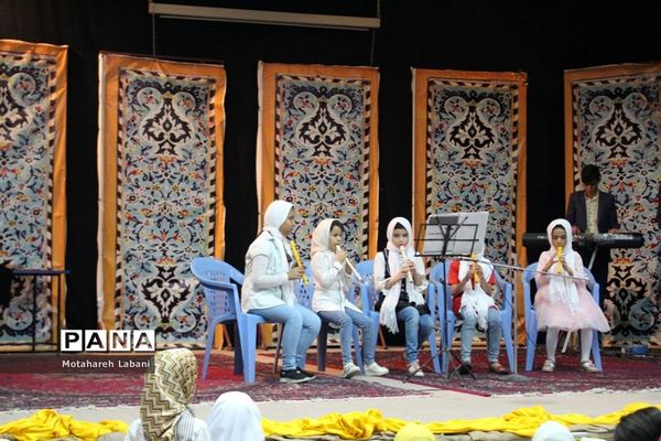 اختتامیه کلاس‌های تابستانه دختران در کانون شهید مطهری