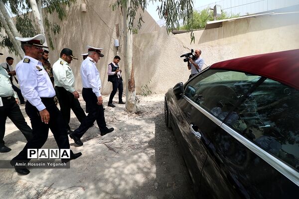 بازدید سرزده سردار هادیان فر از مرکز پلیس راهور و ساختمان جدید در حال احداث راهور جزیره کیش