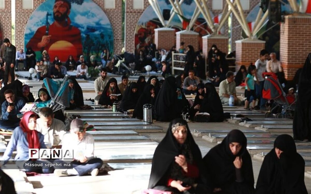 طنین روح بخش دعای عرفه از شبکه های سیما