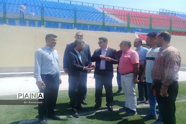 بازدید مدیرکل ورزش و جوانان مازندران از ورزشگاه وطنی قائم شهر