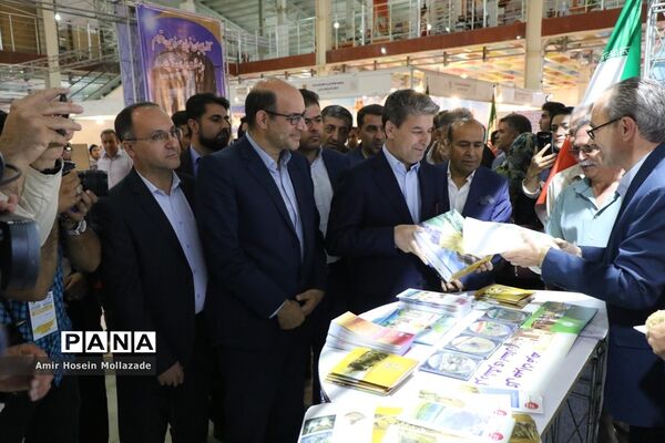 آیین افتتاح دومین نمایشگاه و جشنواره ملی گردشگری در ارومیه