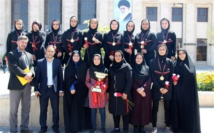 قهرمانی تیم فوتسال دانش آموزان دخترشهرستان‌های استان تهران