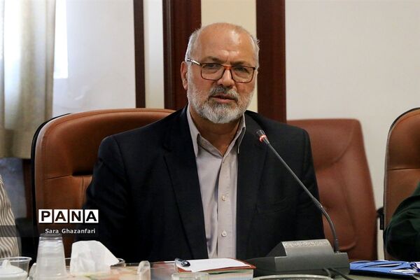 جلسه ستاد بزرگداشت هفته دفاع مقدس