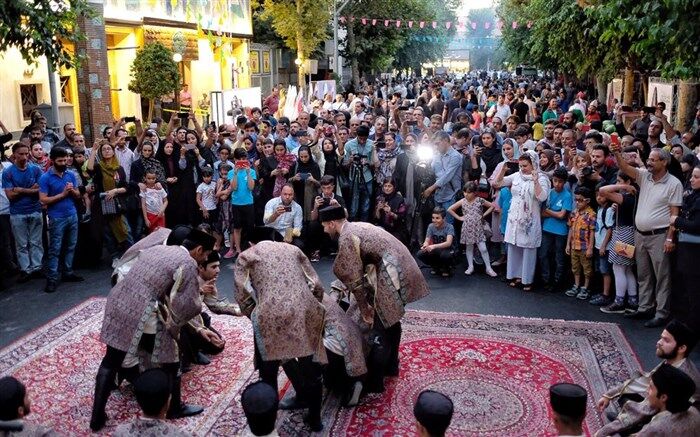 درخواست علی نصیریان از شهردار تهران در آیین پایانی جشنواره آیینی و سنتی