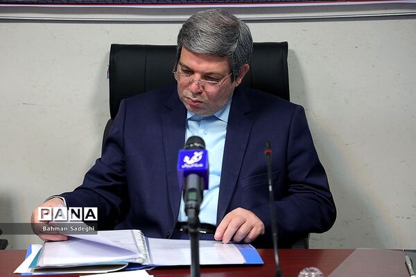 نشست صمیمی سرپرست وزارت آموزش و پرورش با مدیران و کارکنان معاونت پرورشی و فرهنگی