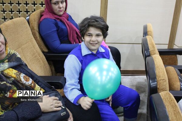 جشنواره غذا و جنگ شادی کودکان اوتیسم