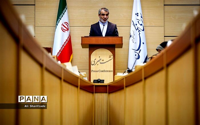 واکنش کدخدایی به جدال لفظی  یزدی و آملی لاریجانی