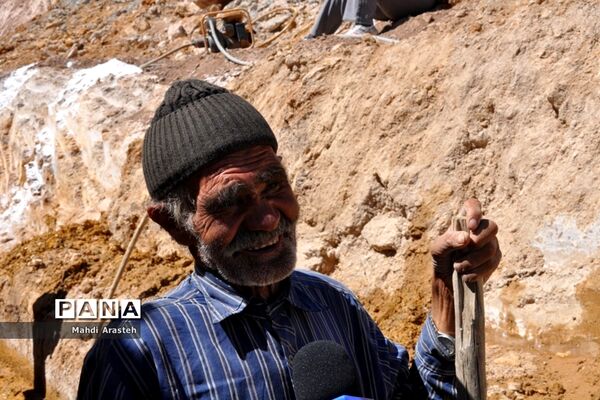 بازدید مسئولان از اردوی جهادی دانشجویان شهرستان خوسف