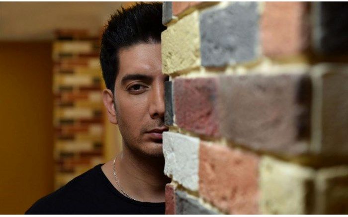 فرزاد فرزین دو قطعه جدید برای سریال «مانکن» منتشر می‌کند