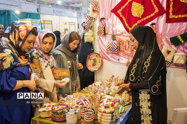 دومین جشنواره ملی گردشگری و صنایع دستی در ارومیه