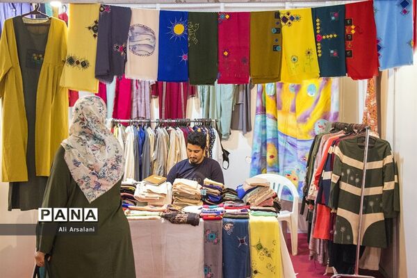 دومین جشنواره ملی گردشگری و صنایع دستی در ارومیه-۲