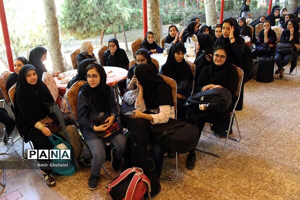 پذیرش برگزیدگان سی و هفتمین جشنواره فرهنگی هنری دختران سراسر کشور