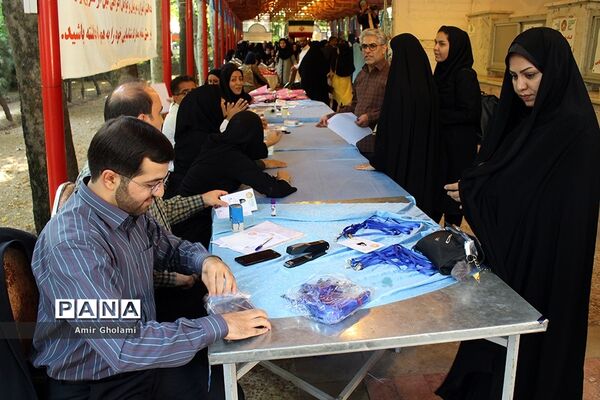 پذیرش برگزیدگان سی و هفتمین جشنواره فرهنگی هنری دختران سراسر کشور