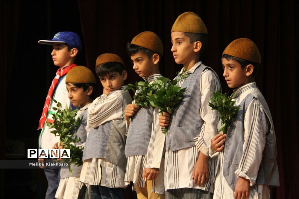 اولین همایش سمن‌های دانش‌آموزی در محمودآباد