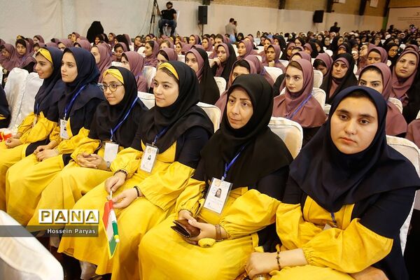 مراسم افتتاحیه سی و هفتمین جشنواره فرهنگی هنری دانش آموزان دختر کشور