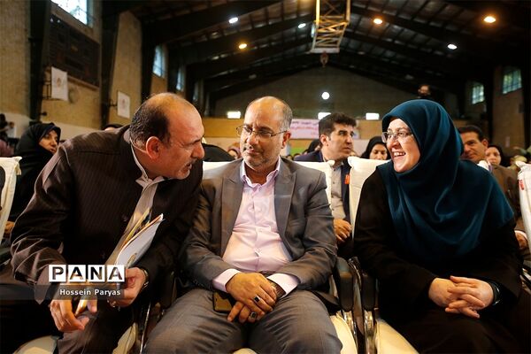 مراسم افتتاحیه سی و هفتمین جشنواره فرهنگی هنری دانش آموزان دختر کشور