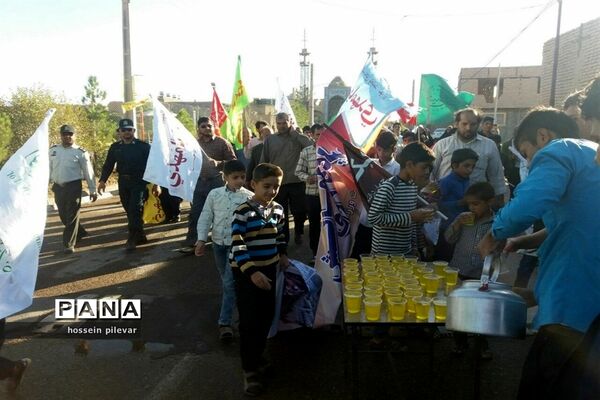 همایش پیاده‌روی خانوادگی و جشن ولایت علوی اکمال دین نبودی در جوار مزار امام زاده سید ابوالقاسم (ع) روستای نصرآباد