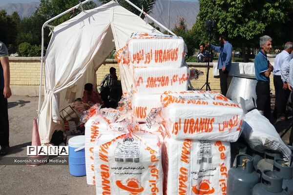 توزیع 5000 طعام به مناسبت عید ولایت در شهرستان کازرون