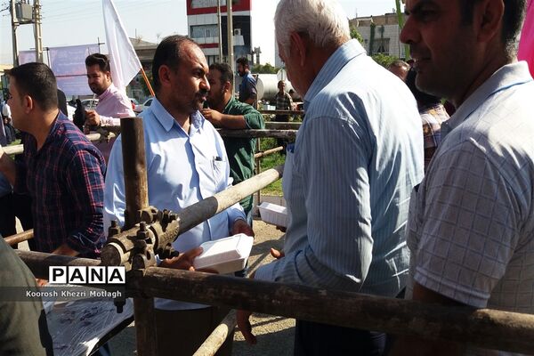 توزیع 5000 طعام به مناسبت عید ولایت در شهرستان کازرون