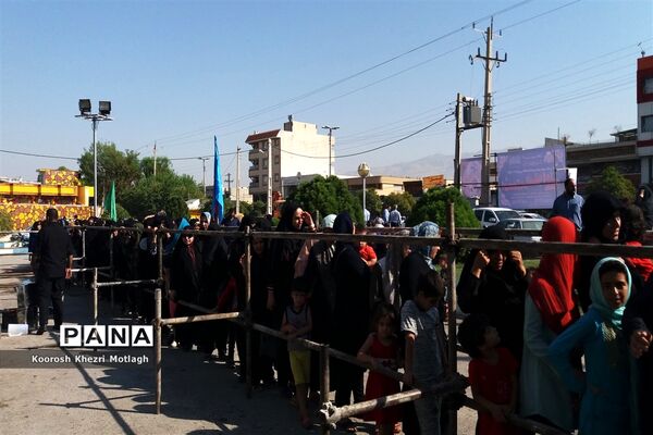 توزیع 5000 طعام به مناسبت عید ولایت در شهرستان کازرون