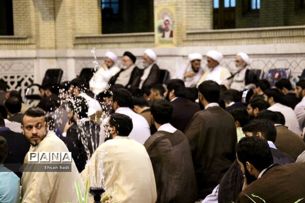 مراسم عمامه‌گذاری 280 طلبه خراسان