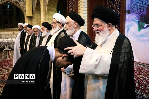 مراسم عمامه‌گذاری 280 طلبه خراسان