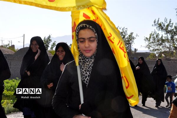 حرکت کاروان شادی غدیر در شهرستان خوسف