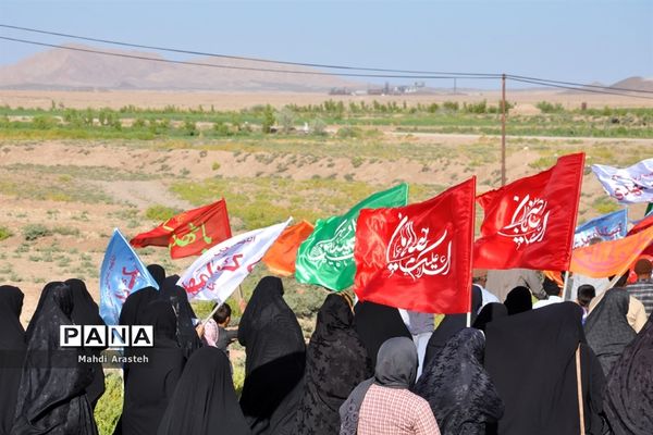 حرکت کاروان شادی غدیر در شهرستان خوسف