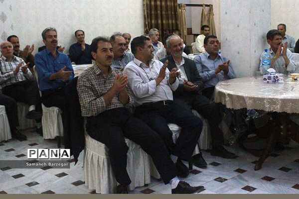 آیین تجلیل از ایثارگران، جانبازان، آزادگان  فرهنگی و فرزندان شاهد شاغل در آموزش و پرورش ناحیه یک تبریز