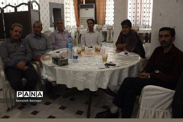 آیین تجلیل از ایثارگران، جانبازان، آزادگان  فرهنگی و فرزندان شاهد شاغل در آموزش و پرورش ناحیه یک تبریز