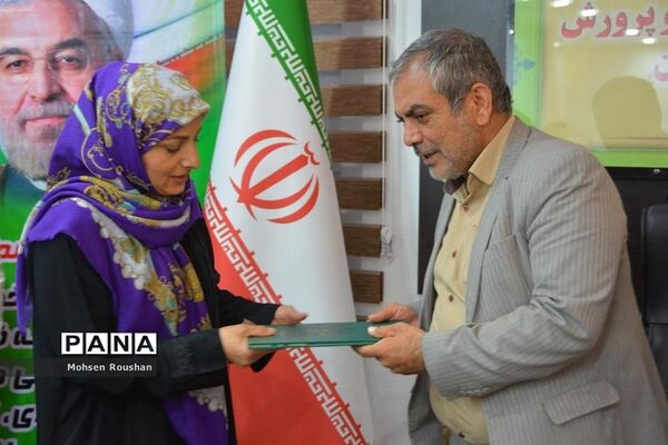نشست شورای معاونان آموزش و پرورش استان بوشهر با خبرنگاران