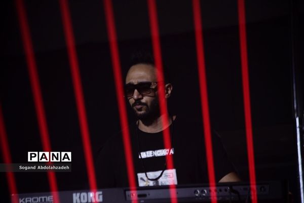 کنسرت علی‌رضا طلیسچی