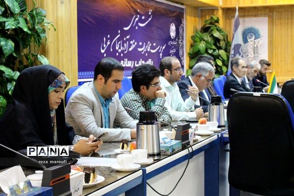 نشست خبری سرپرست مخابرات آذربایجان غربی به مناسبت روز خبرنگار
