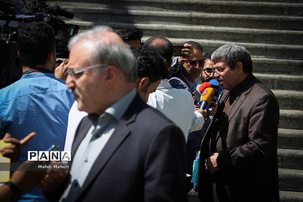 در حاشیه جلسه هیئت دولت