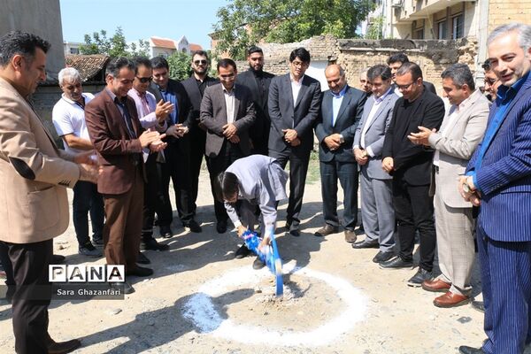 آیین کلنگ زنی خانه مطبوعات مازندران