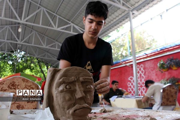 اولین روز از رقابت‌های سی و هفتمین جشنواره فرهنگی و هنری پسران سراسر  کشور