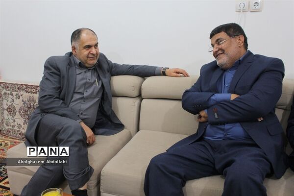 دیدار معاون مطبوعاتی وزارت فرهنگ با پیشکسوت مدیر خبرگزاری ایرنا بوشهر