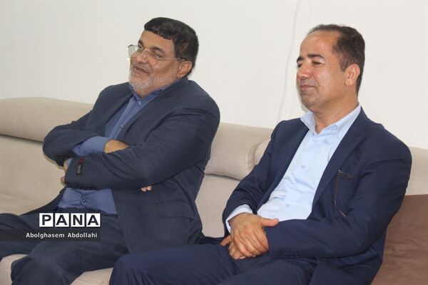 دیدار معاون مطبوعاتی وزارت فرهنگ با پیشکسوت مدیر خبرگزاری ایرنا بوشهر