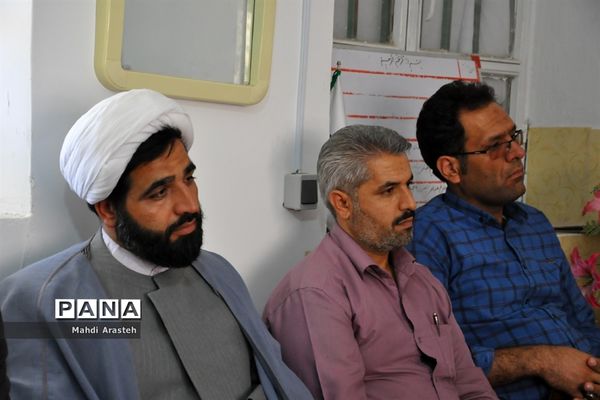 جلسه هماهنگی برگزاری برنامه‌های دهه ولایت در شهرستان خوسف خراسان جنوبی