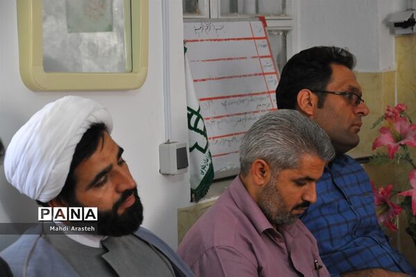 جلسه هماهنگی برگزاری برنامه‌های دهه ولایت در شهرستان خوسف خراسان جنوبی